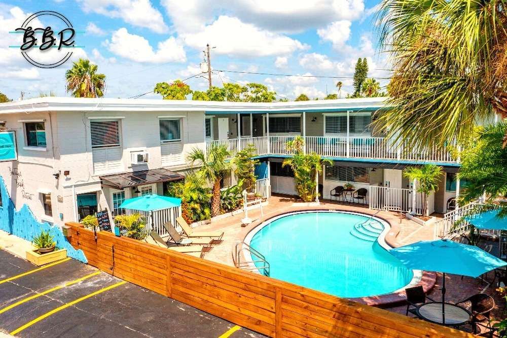 Boutique Beach Retreat - photo 10