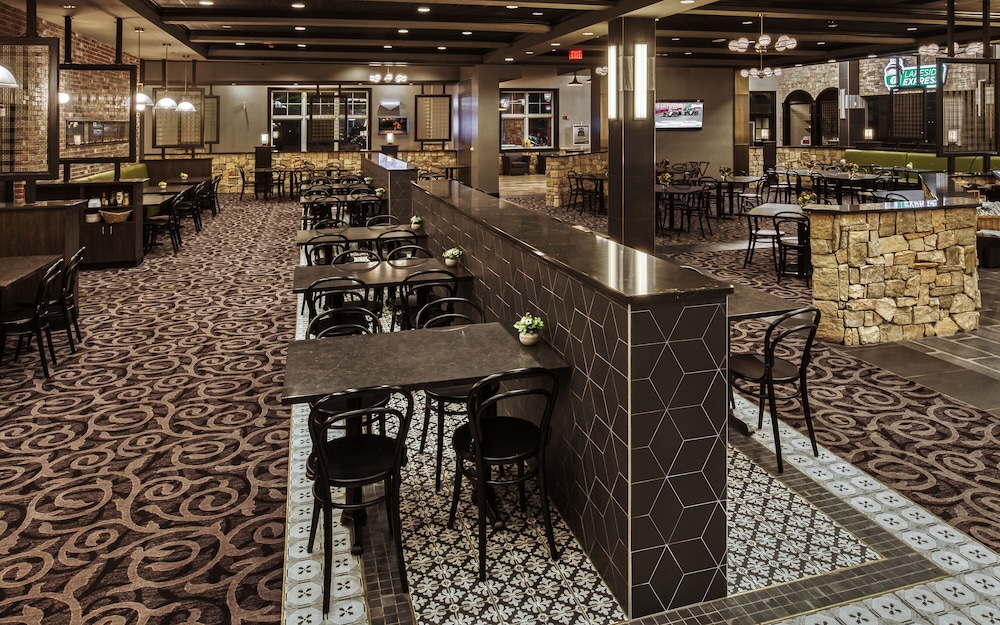 Lakeside Hotel Casino a Travelodge by Wyndham - photo 24