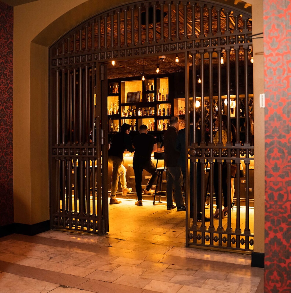 Metropolitan at The 9 Autograph Collection - photo 78
