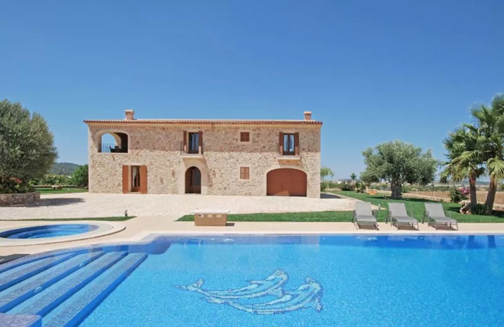 Finca Casa Maria — 4-Star Luxury Hotel in Porreres, Spain