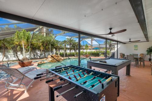 6 Bed 4 Bath Family Fun Pool Home Near Beach — 4-Star Luxury Hotel in Naples, United States