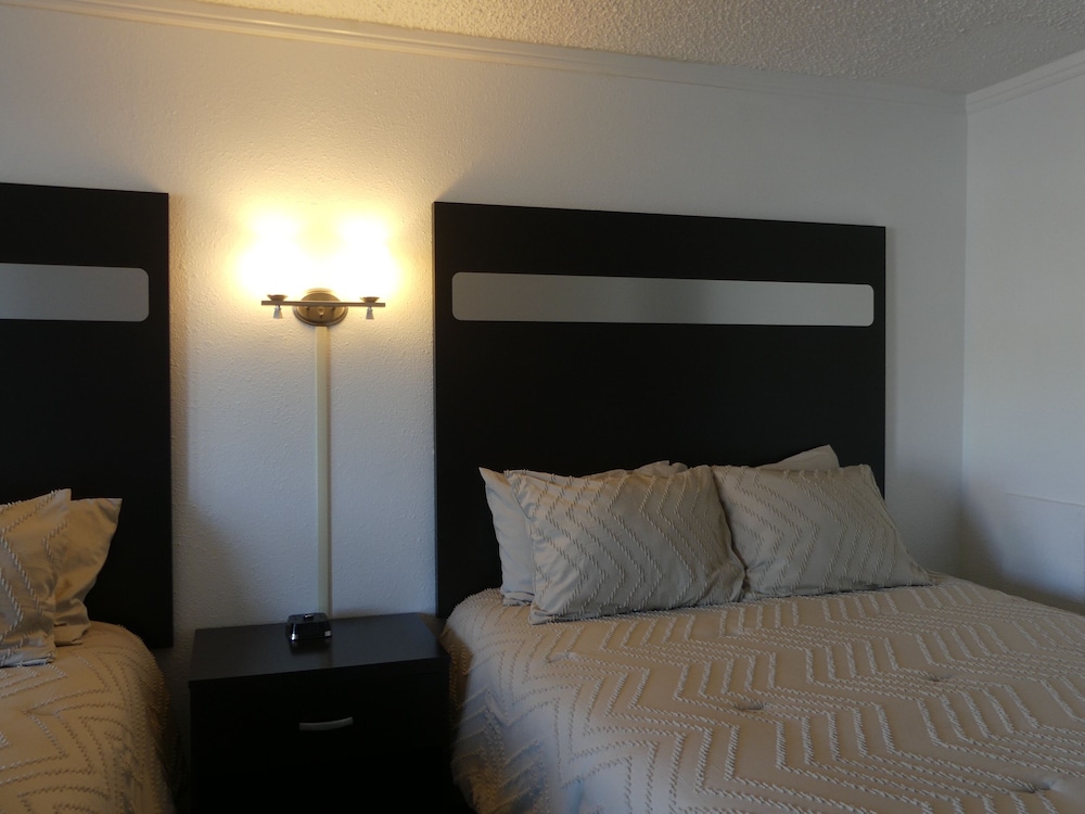 Big Chief Motel - photo 28