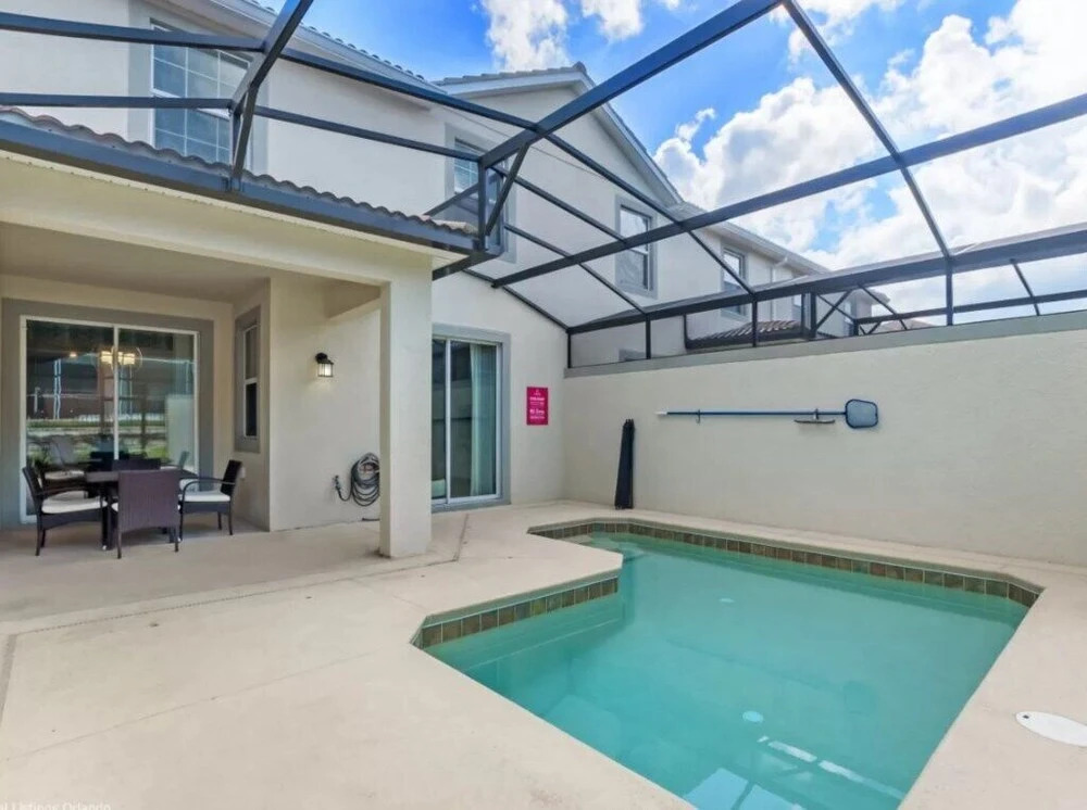 Upscale Champions Gate Townhome 4 Bed - photo 9