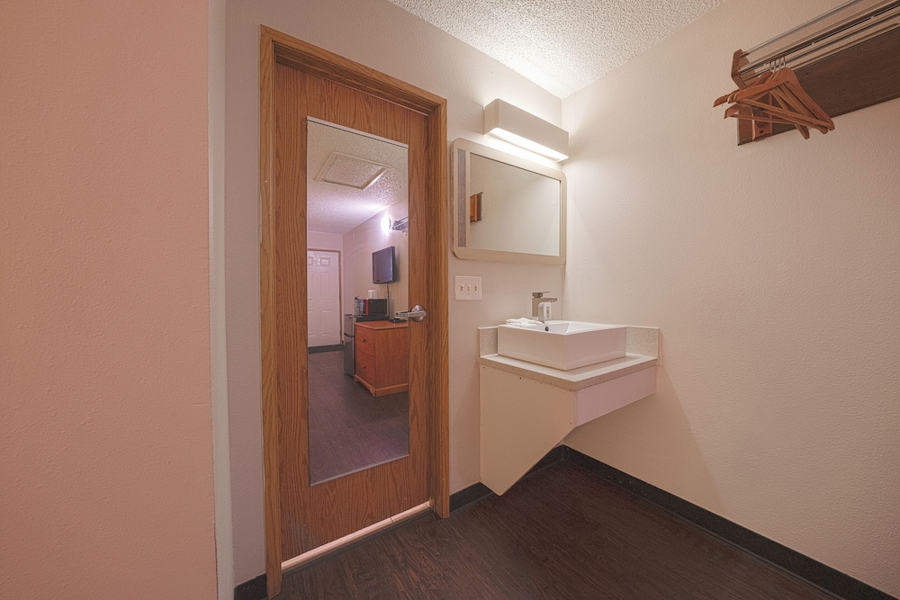 Budget Inn Oregon City Portland - photo 45