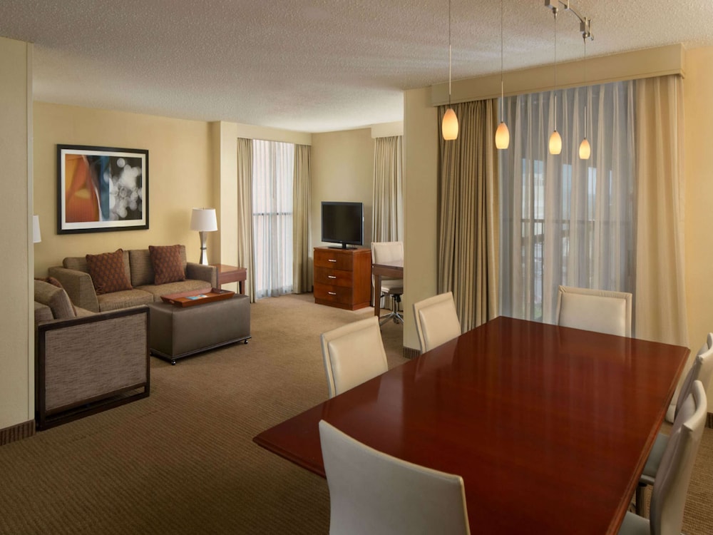 Embassy Suites Hotel Winston Salem - photo 18