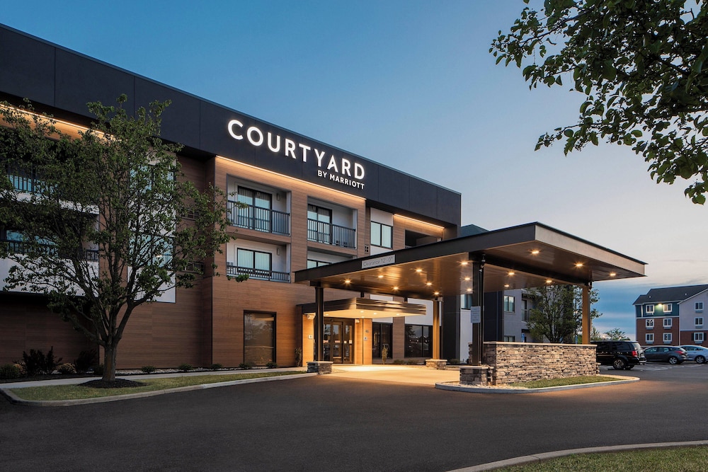 Courtyard By Marriott Cincinnati Airport South Florence — Florence