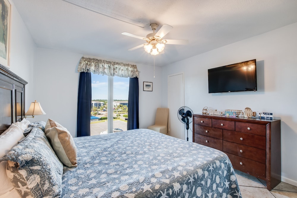 Romar Tower 5C by Meyer Vacation Rentals - photo 49