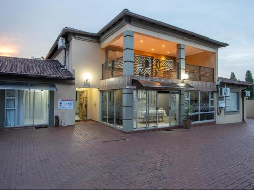 Sleep in Beauty Guesthouse — 4-Star Luxury Hotel in Newcastle, South Africa