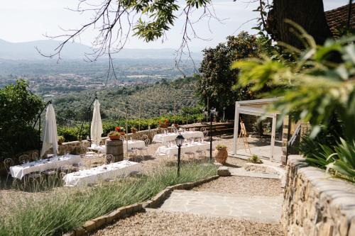 Agriturismo I Millepini — 4-Star Luxury Hotel in Loro Ciuffenna, Italy