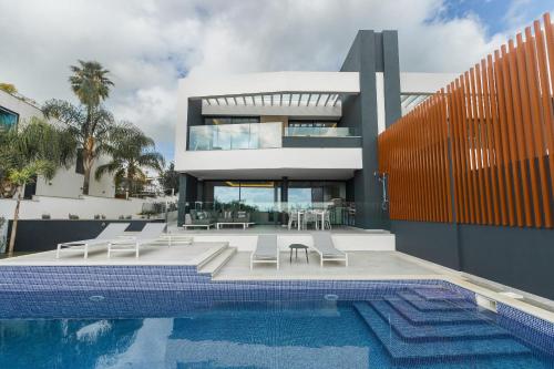 Buganvilia Luxury villa private pool by HD — 4-Star Luxury Hotel in Almancil, Portugal