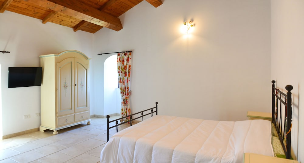 Torre Bruno — Carpino — photo 3