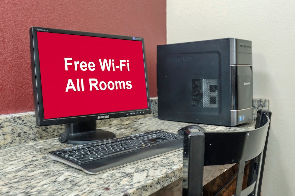 Red Roof Inn Houston Spring North - photo 23