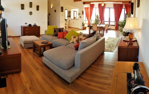 Jasmine Residence — 4-Star Luxury Hotel in Prejmer, Romania