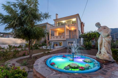 3 Br Sea View Villa with Garden in Mytilene — 4-Star Luxury Hotel in Mytilene, Greece