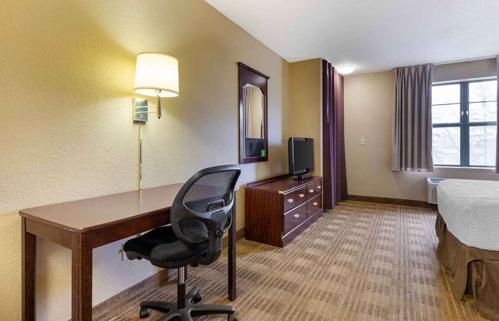 Extended Stay America Suites Minneapolis Airport Eagan South - photo 11