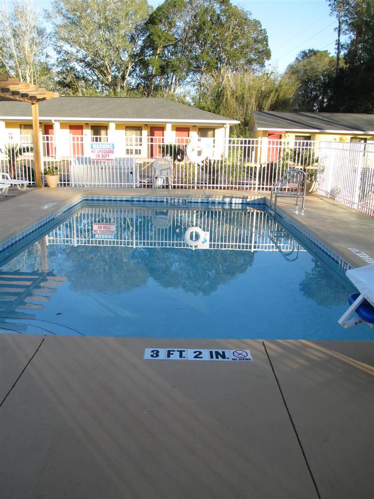 Americas Best Value Inn Starke - photo 14