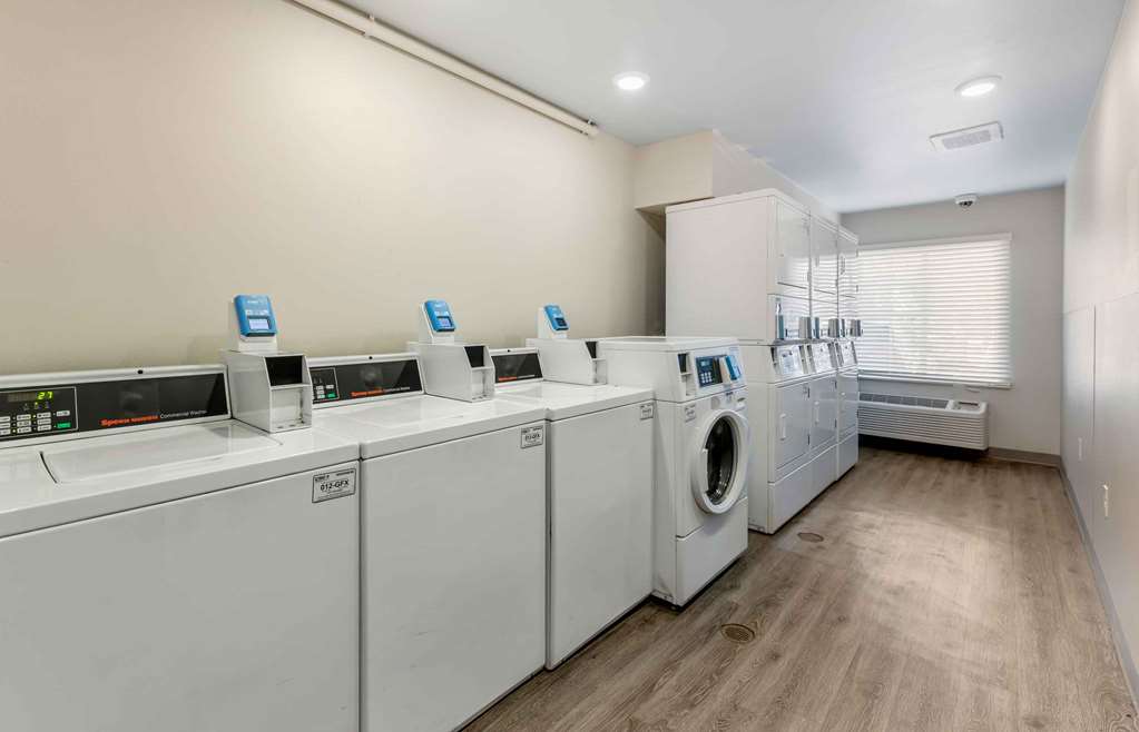 Extended Stay America Select Suites Orlando East - photo 31