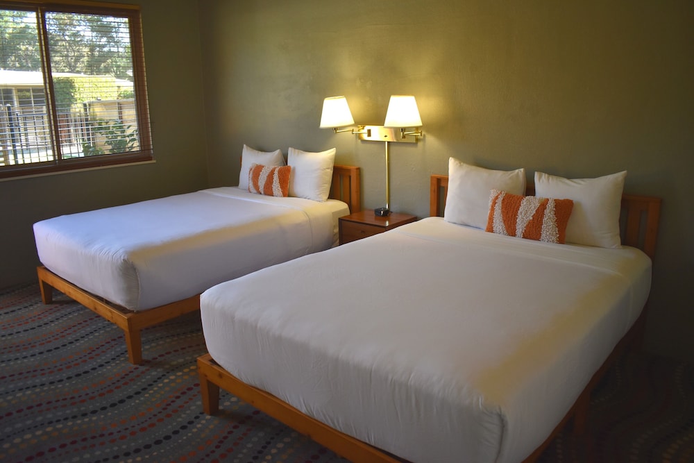 Contenta Inn - photo 20