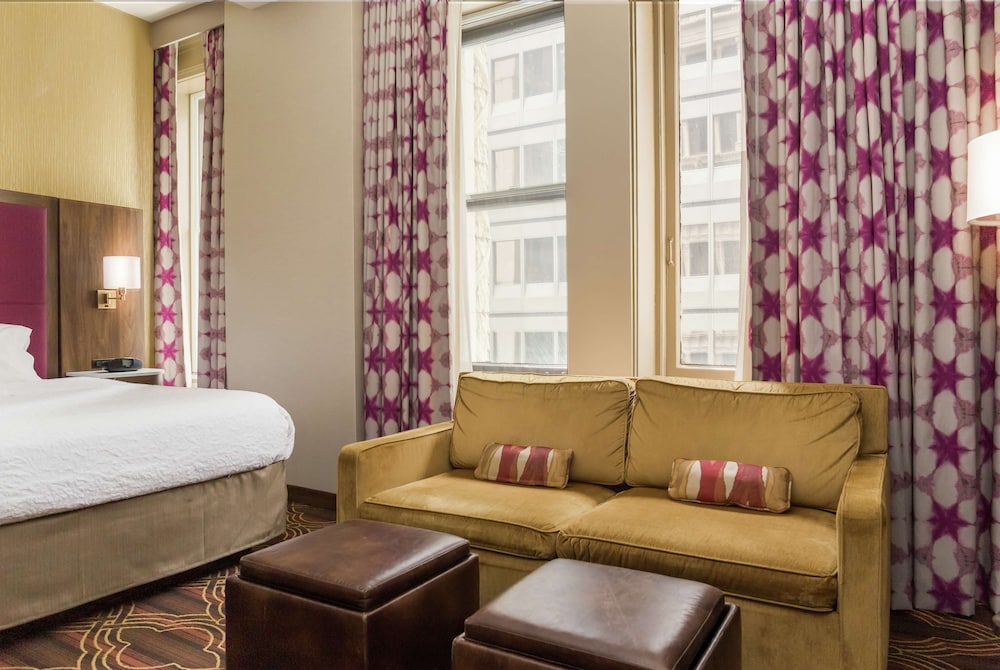 Hampton Inn Majestic Chicago Theatre District - photo 22