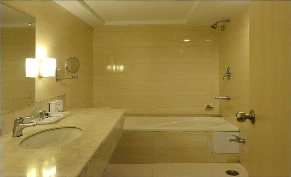 Hotel Amer Greens — Bhopal — photo 2