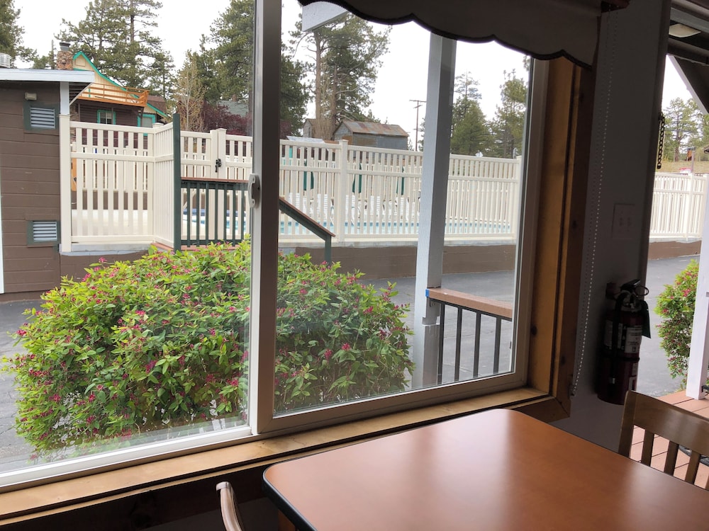 Bay Meadows Resort - photo 13