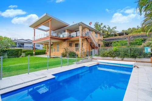 Sea Eagle Sanctuary views pool stroll to beach in Bonny Hills, Australia