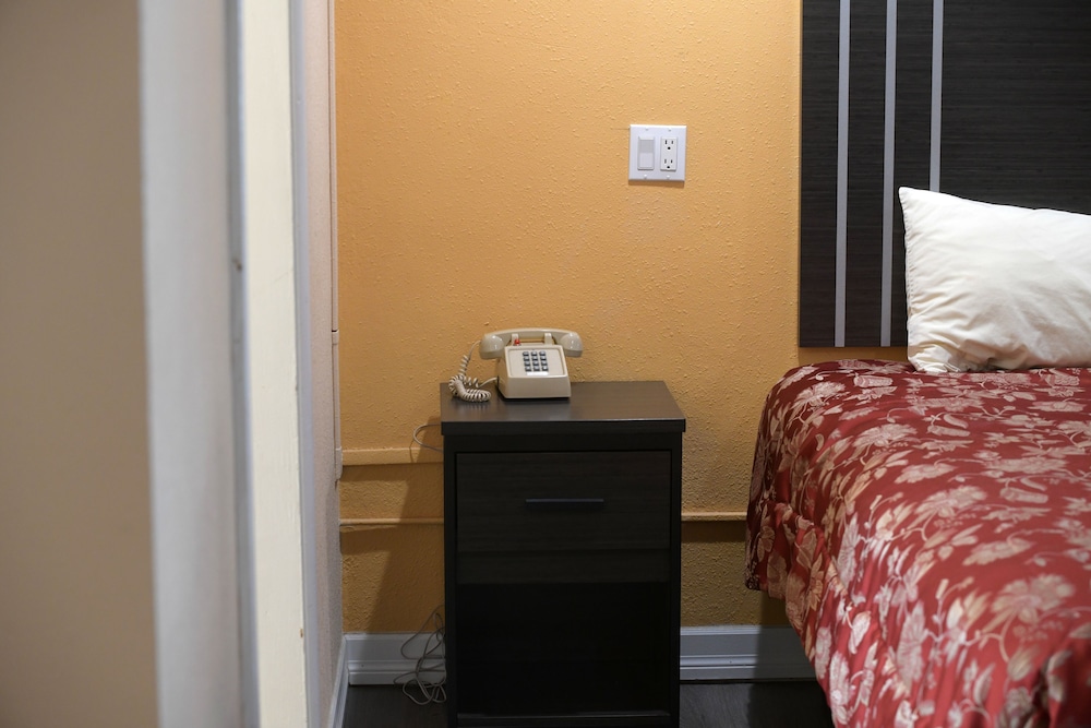 A 1 Budget Motel - photo 33