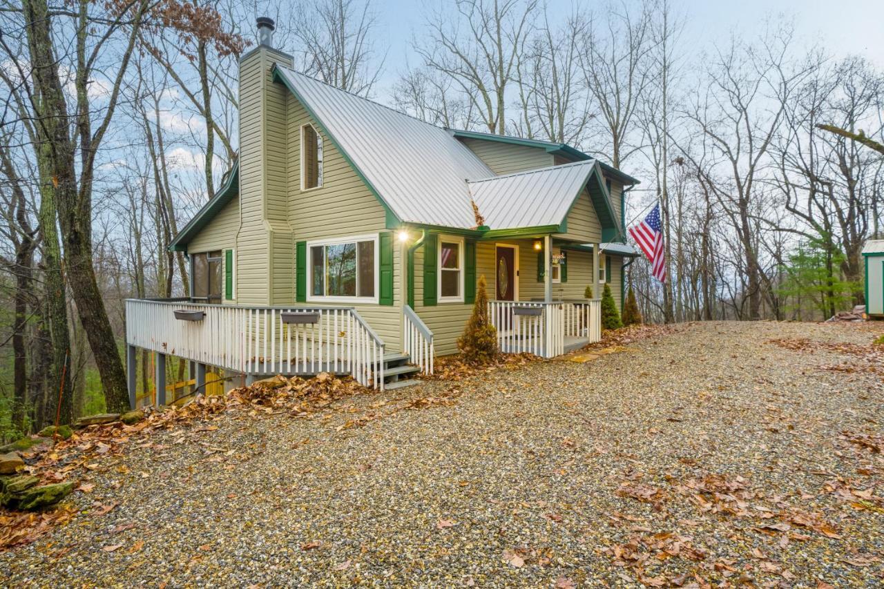 Playing Hooky - carbon neutral hotel in Blairsville