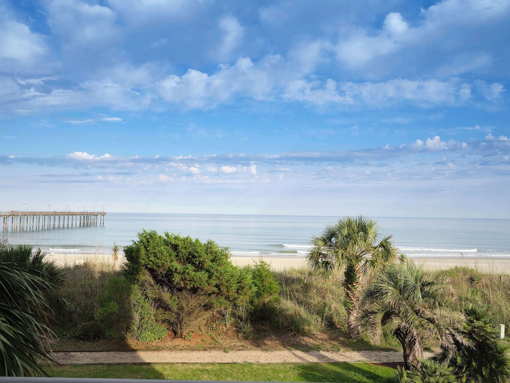 The Ellie Beach Resort Myrtle Beach Tapestry by Hilton - photo 76