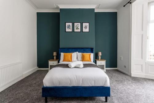 Perfect 2 BR home stay 10 mins walk from the city — 4-Star Luxury Hotel in South Shields, United Kingdom