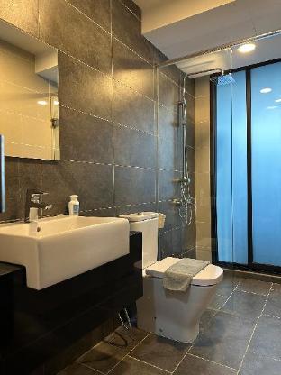 C3003 Almas Suites Modern Netflix 100mbps By STAY — 4-Star Luxury Hotel in Johor Bahru, Malaysia