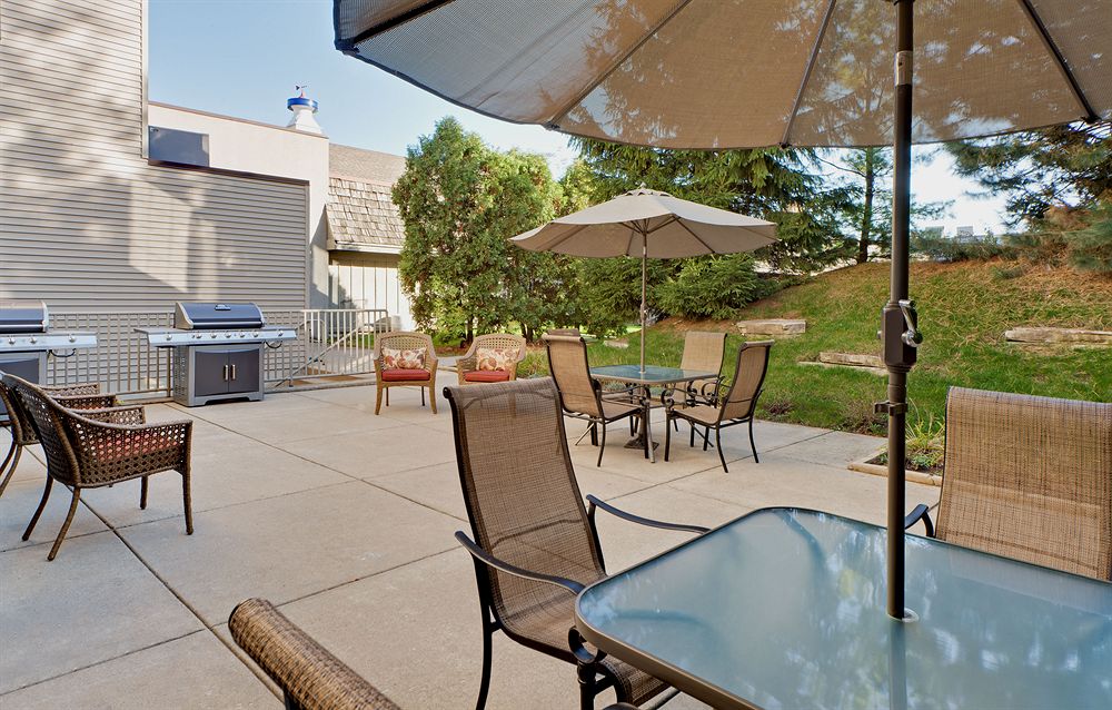 The Lotus Suites at Midlane - photo 4