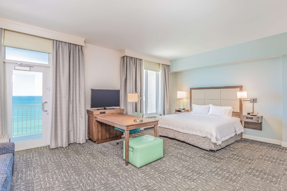Hampton Inn & Suites Panama City Beach Beachfront - photo 15