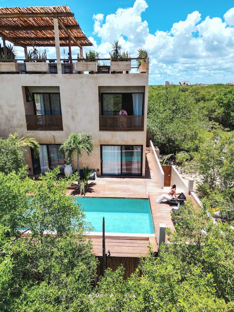 Piquete Holbox - carbon neutral hotel in Isla Holbox