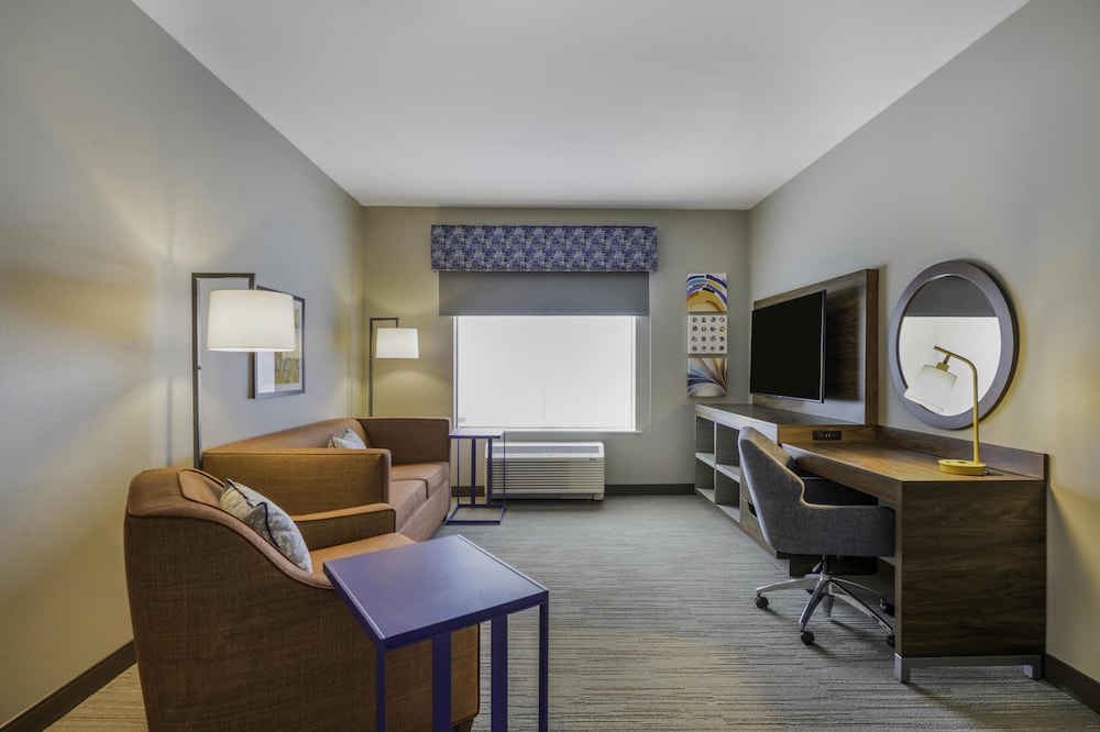 Hampton Inn & Suites by Hilton Decatur - photo 9