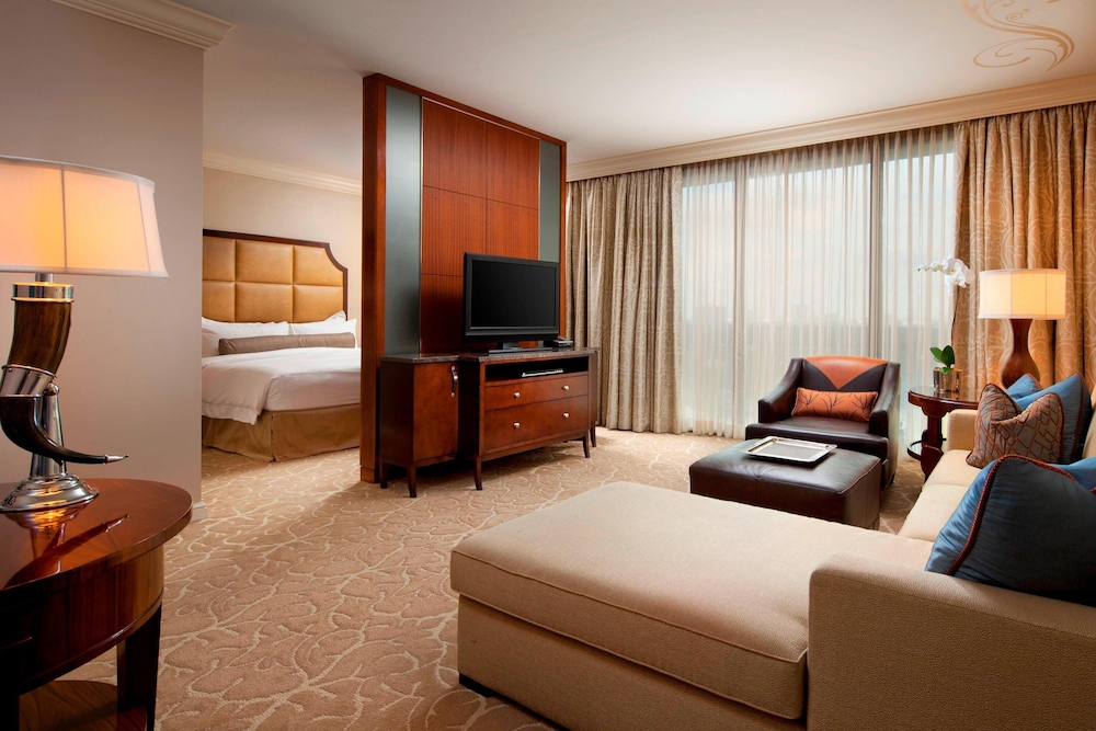 Houston Grand Hotel River Oaks - photo 14
