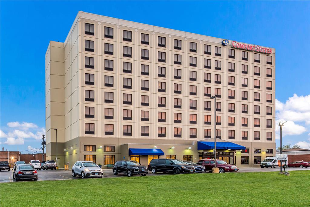Comfort Suites Chicago O'Hare Airport — hotel in Schiller Park