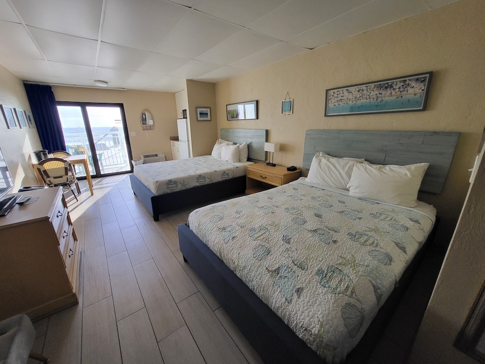 Beachside Hotel - photo 37