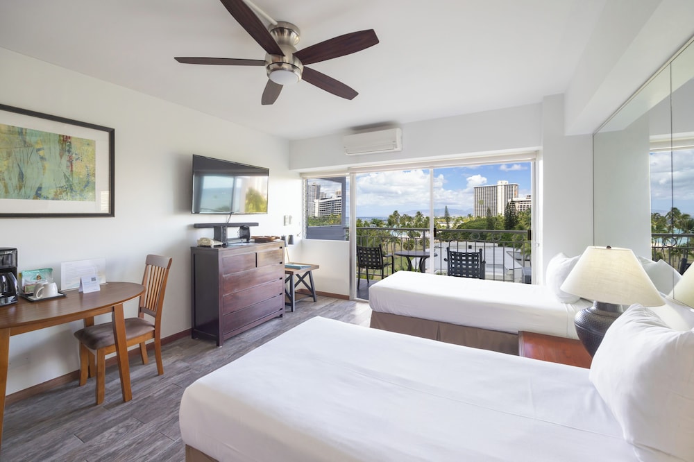 Waikiki Shore By Outrigger - photo 60