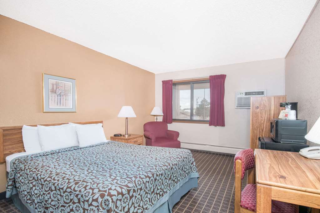 Days Inn by Wyndham Sioux Falls Airport - photo 9
