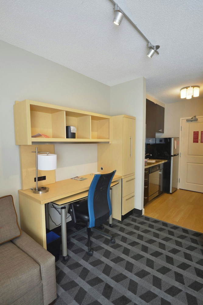 TownePlace Suites Williamsport - photo 14