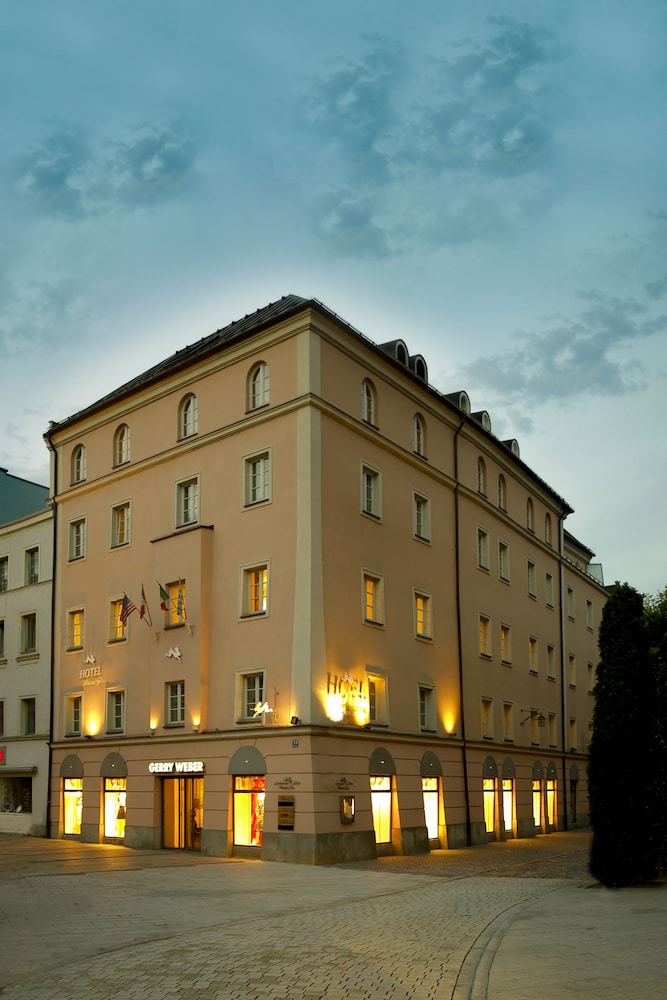 Premier Inn Passau Weisser Hase in Passau, Germany