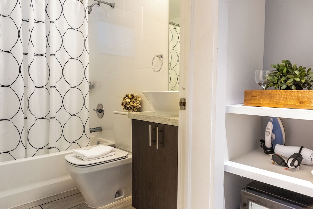 Waterside Hotel and Suites - photo 25
