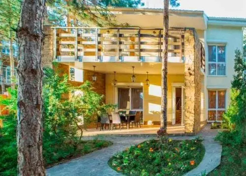 Valletta in Pivdenne, Ukraine