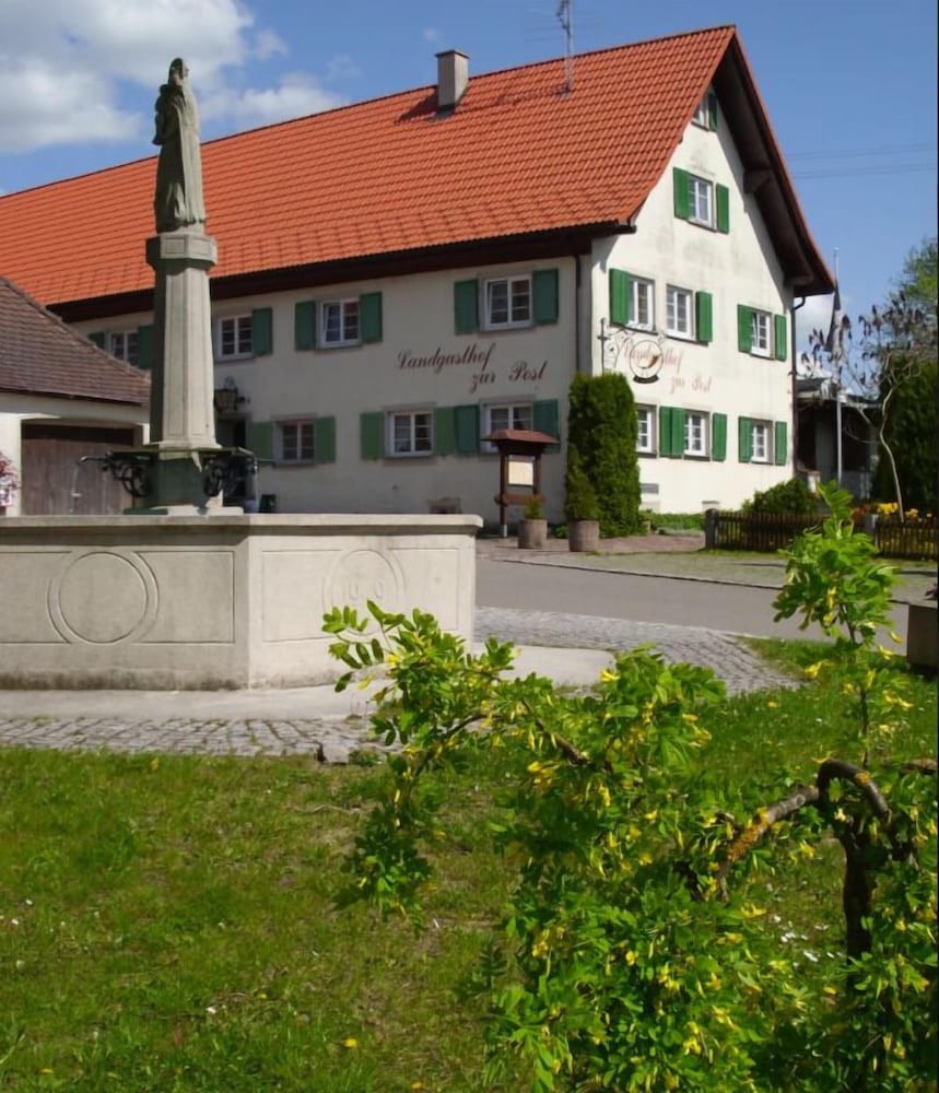Landgasthof zur Post — hotel in Heiligenberg