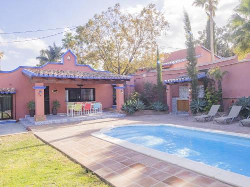 Finca El Nogal - carbon neutral hotel in Coin