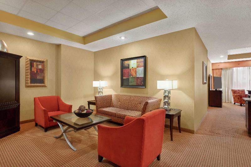 Embassy Suites by Hilton Huntsville - photo 108