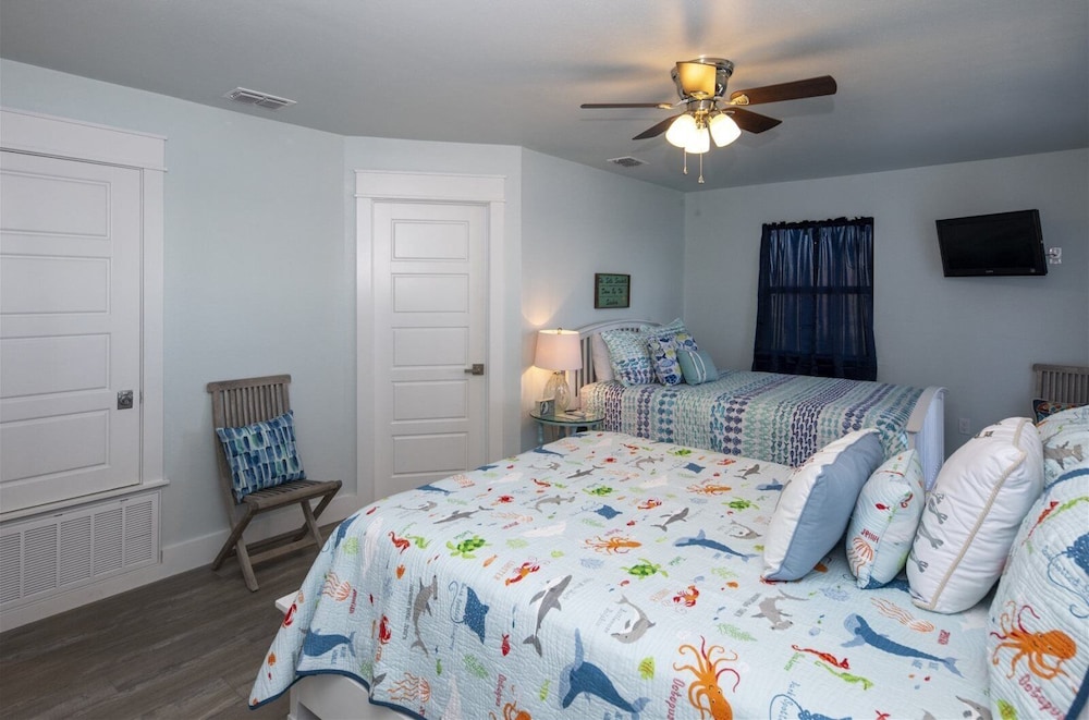 Mermaid Cove - photo 2