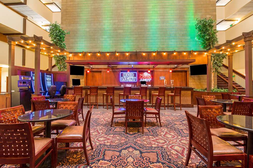 Clarion Hotel Convention Center - photo 62