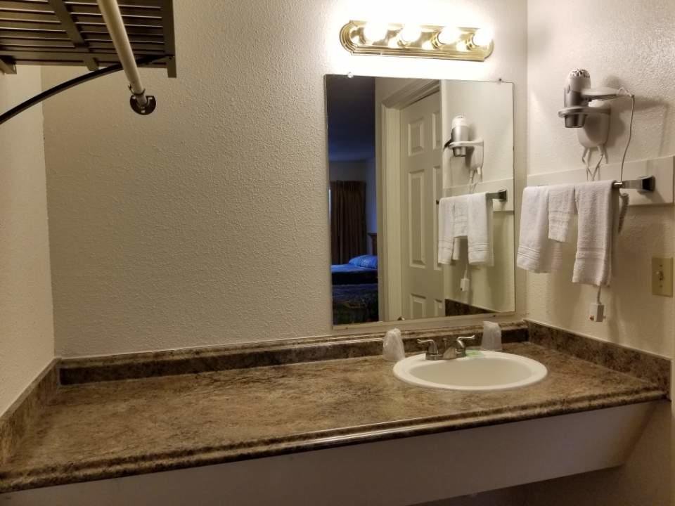 Nites Inn - photo 9